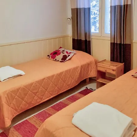 Yllaestar 2 As 406 By Interhome